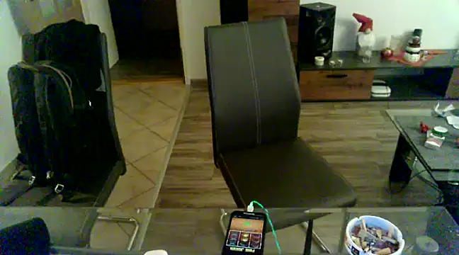 Snapshot of VickyDevilEU chatting on 12/02/24, 09:06 VickyDevilEU online show from 12/02/24, 09:06