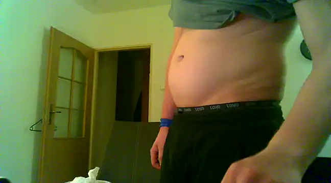Snapshot of VickyDevilEU chatting on 01/27/25, 12:01 VickyDevilEU online show from 01/27/25, 12:01