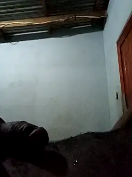 Snapshot of king_of_streets chatting on 02/17/25, 09:30 king of streets online show from 02/17/25, 09:30