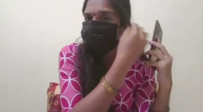Snapshot of cutee_telugu chatting on 03/15/25, 11:19 cutee telugu online show from 03/15/25, 11:19