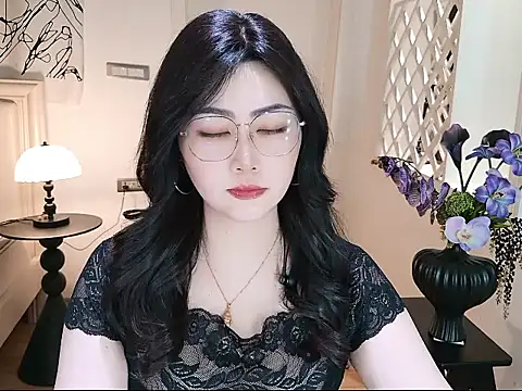 Snapshot of Tingdie chatting on 09/14/25, 12:04 Tingdie online show from 09/14/25, 12:04