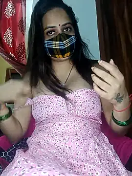 Snapshot of DesiLeela chatting on 09/11/25, 02:39 DesiLeela online show from 09/11/25, 02:39