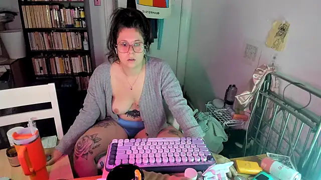 Rosiee69  online show from 11/09/25, 02:26