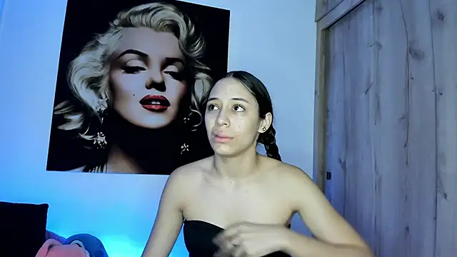 Snapshot of TANIA_06 chatting on 10/09/25, 01:09 TANIA 06 online show from 10/09/25, 01:09