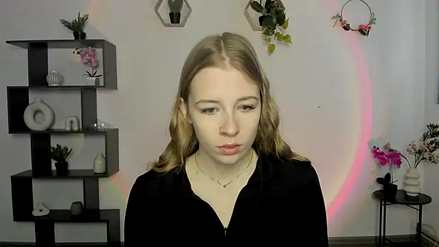 Snapshot of AnnNorriss chatting on 03/02/25, 06:37 AnnNorriss online show from 03/02/25, 06:37