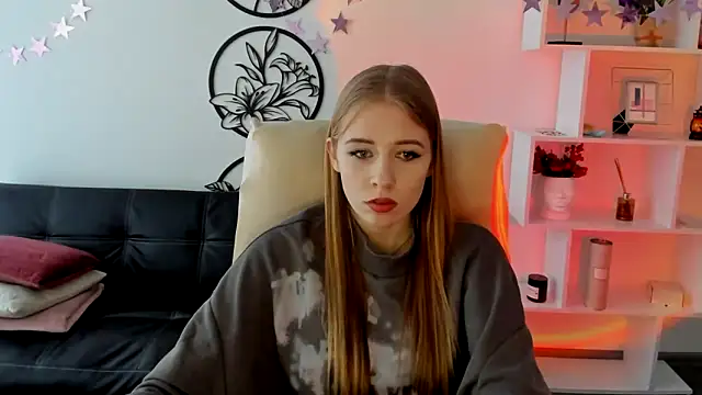 Snapshot of AnnNorriss chatting on 03/05/25, 02:01 AnnNorriss online show from 03/05/25, 02:01