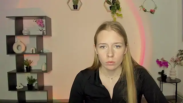 Snapshot of AnnNorriss chatting on 03/10/25, 04:14 AnnNorriss online show from 03/10/25, 04:14