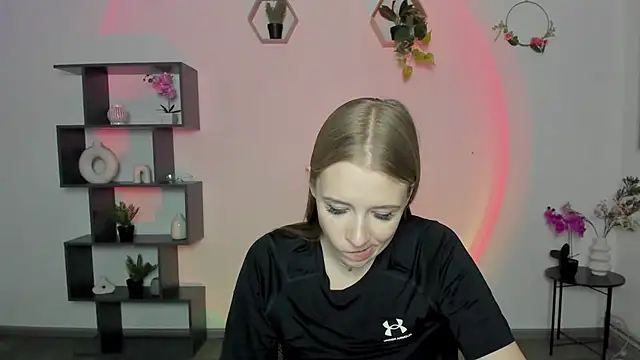 Snapshot of AnnNorriss chatting on 03/17/25, 07:26 AnnNorriss online show from 03/17/25, 07:26