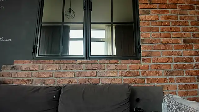 Snapshot of AnnNorriss chatting on 09/11/25, 05:18 AnnNorriss online show from 09/11/25, 05:18