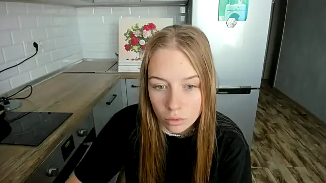 Snapshot of AnnNorriss chatting on 10/23/25, 09:08 AnnNorriss online show from 10/23/25, 09:08