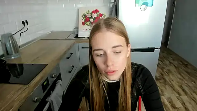 Snapshot of AnnNorriss chatting on 10/31/25, 10:16 AnnNorriss online show from 10/31/25, 10:16