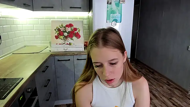 Snapshot of AnnNorriss chatting on 12/02/25, 06:52 AnnNorriss online show from 12/02/25, 06:52