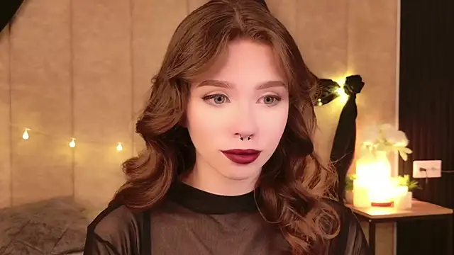 Sierra Fane online show from 10/09/25, 06:00