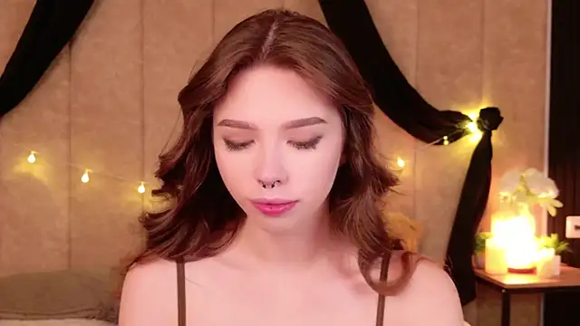 Sierra Fane online show from 10/11/25, 05:50