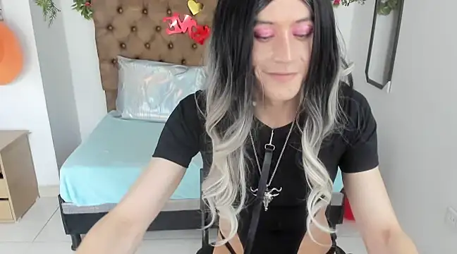 Snapshot of Alishaa_Nixx chatting on 03/05/25, 07:05 Alishaa Nixx online show from 03/05/25, 07:05