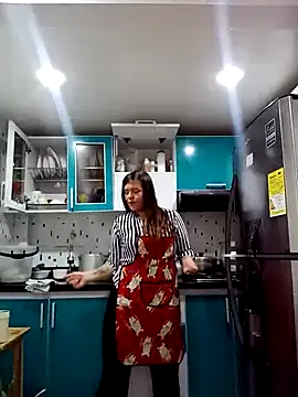 Snapshot of karolay16- chatting on 10/21/25, 08:09 karolay16- online show from 10/21/25, 08:09