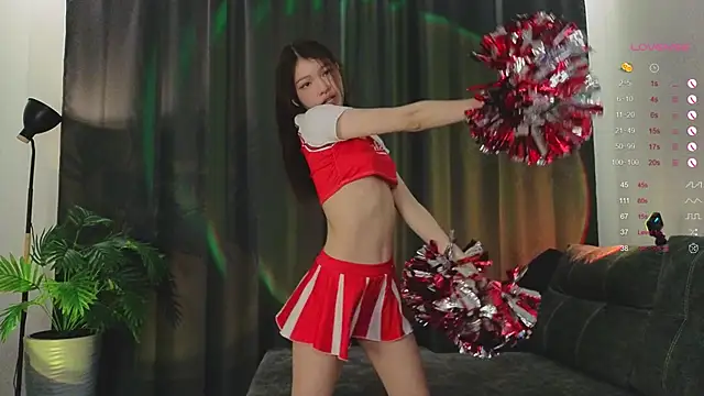 Snapshot of Nerdy_Amy chatting on 10/25/25, 04:02 Nerdy Amy online show from 10/25/25, 04:02