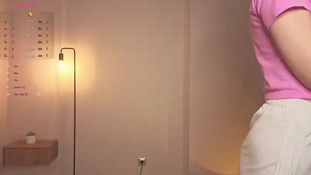 Snapshot of Nerdy_Amy chatting on 10/30/25, 04:30 Nerdy Amy online show from 10/30/25, 04:30