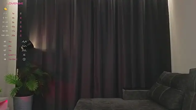 Snapshot of Nerdy_Amy chatting on 11/04/25, 03:55 Nerdy Amy online show from 11/04/25, 03:55