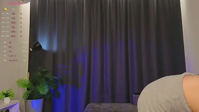 Snapshot of Nerdy_Amy chatting on 11/20/25, 03:56 Nerdy Amy online show from 11/20/25, 03:56