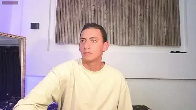 aron and paula online show from 10/09/25, 04:32