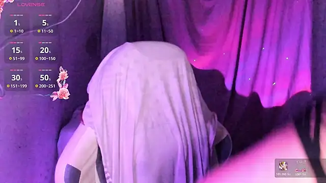 brii69 online show from 10/22/25, 02:34