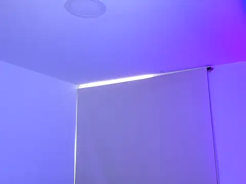 eross chipre  online show from 11/15/25, 09:21