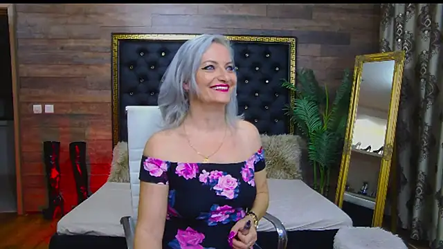 LadyTouch online show from 02/01/25, 04:03