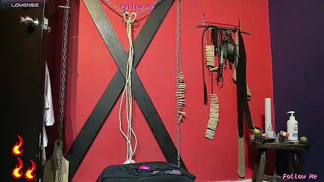 Snapshot of BDSM_SUBMISSION3 chatting on 03/15/25, 01:41 BDSM SUBMISSION3 online show from 03/15/25, 01:41