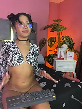 Tyla Ks online show from 03/21/25, 01:45