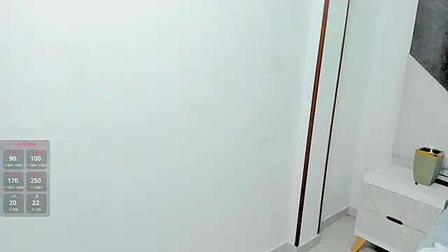 cutie sarax1 online show from 10/11/25, 12:15