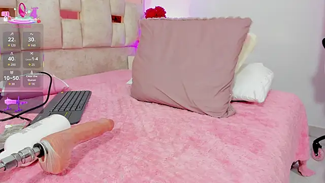 cutie sarax1 online show from 11/06/25, 07:48