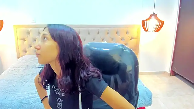 leslieanddrako online show from 11/07/25, 10:32