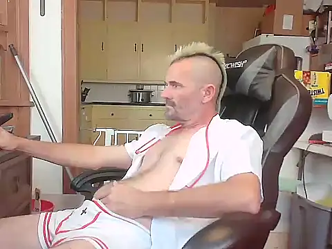 bigdozer25 online show from 11/21/25, 08:51