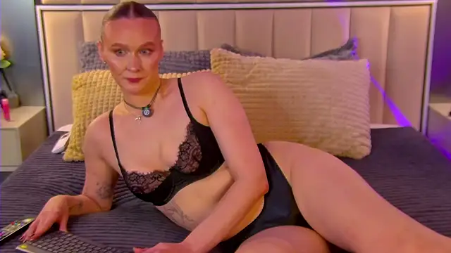 NatalyRose  online show from 11/19/25, 04:34