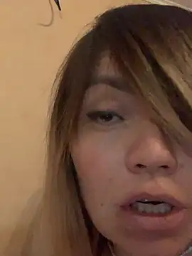 Snapshot of Ella_Pearlie chatting on 02/27/25, 11:48 Ella Pearlie online show from 02/27/25, 11:48