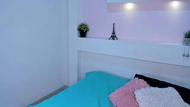 JasmineBella0 online show from 10/20/25, 07:47