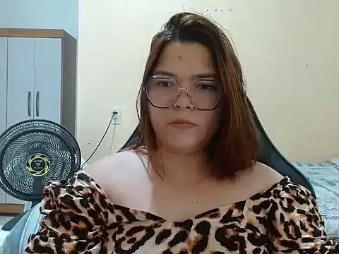 Snapshot of GoddessChaar chatting on 03/07/25, 07:27 GoddessChaar online show from 03/07/25, 07:27