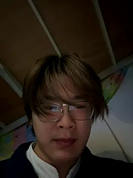 Snapshot of Anson0722 chatting on 11/20/25, 03:01 Anson0722 online show from 11/20/25, 03:01