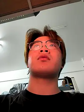 Snapshot of Anson0722 chatting on 11/23/25, 03:34 Anson0722 online show from 11/23/25, 03:34