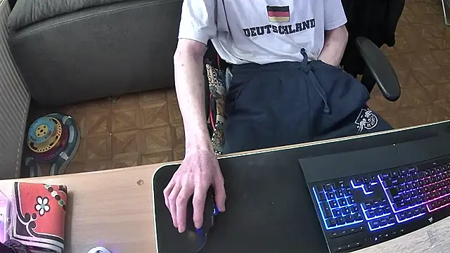 DerGeileLoveboy online show from 10/30/25, 11:55