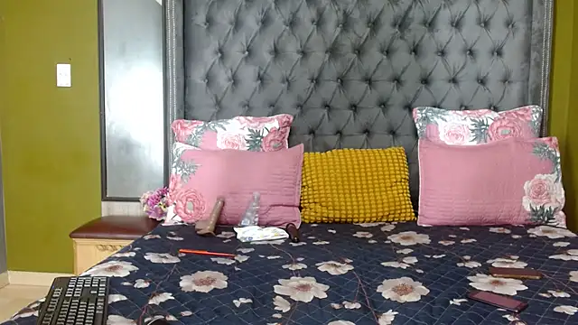 TheDramadoll online show from 11/24/25, 09:36