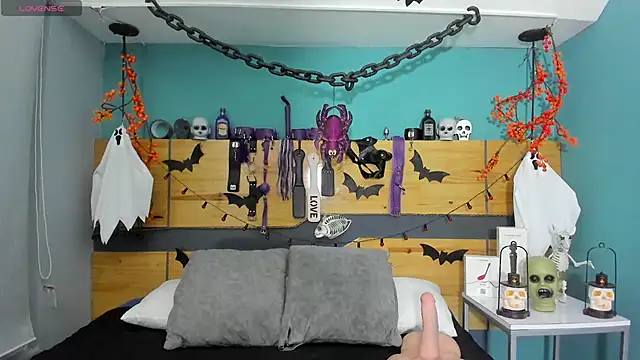 ChloeAllennn online show from 10/23/25, 11:42