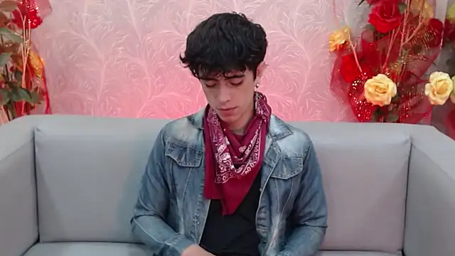 Snapshot of star_boyxx chatting on 09/12/25, 08:53 star boyxx online show from 09/12/25, 08:53