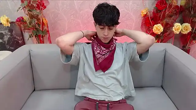 Snapshot of star_boyxx chatting on 09/25/25, 08:34 star boyxx online show from 09/25/25, 08:34