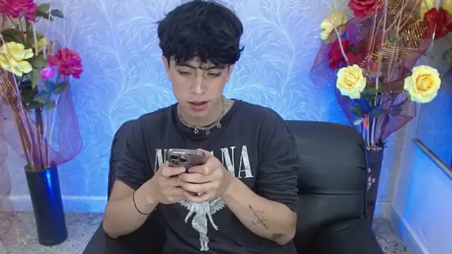 Snapshot of star_boyxx chatting on 10/14/25, 08:53 star boyxx online show from 10/14/25, 08:53