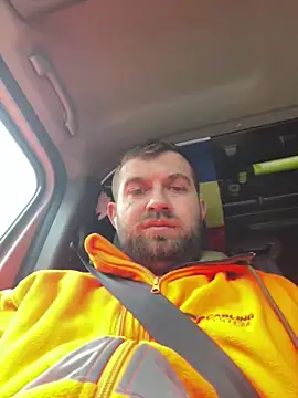 Snapshot of daniel21p chatting on 02/27/25, 08:17 daniel21p online show from 02/27/25, 08:17