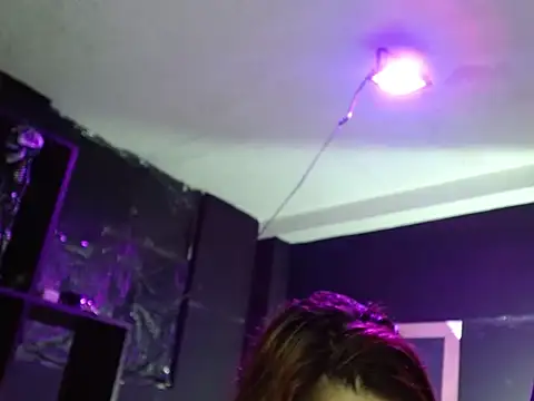 Pandora 9666 online show from 10/14/25, 01:50