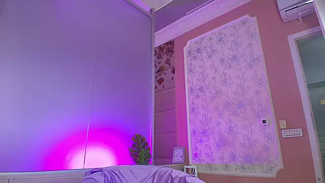 Snapshot of LexySinner chatting on 03/12/25, 05:38 LexySinner online show from 03/12/25, 05:38