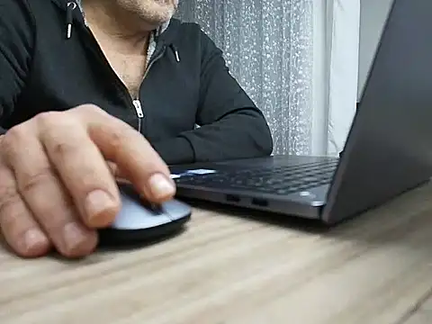 Snapshot of alykemylove01 chatting on 02/25/25, 05:25 alykemylove01 online show from 02/25/25, 05:25